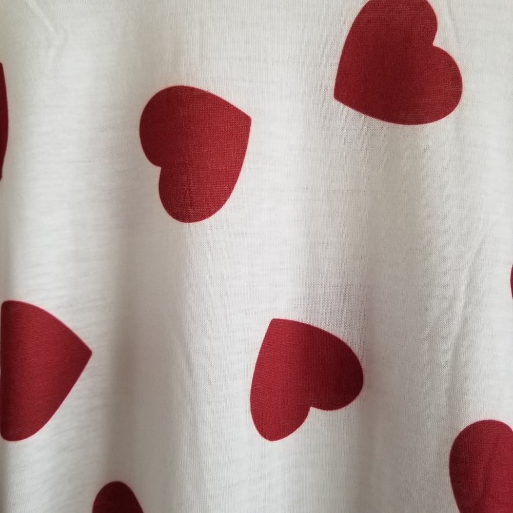 LONG SLEEVE RED HEART TEE - Picture 4 of 7